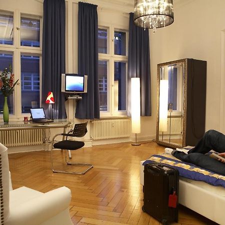 Stars Guesthouse Berlin Bagian luar foto