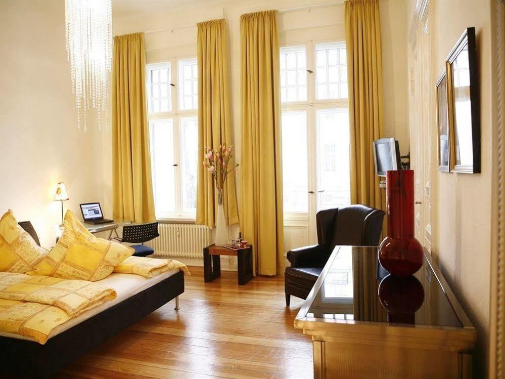 Stars Guesthouse Berlin Bagian luar foto