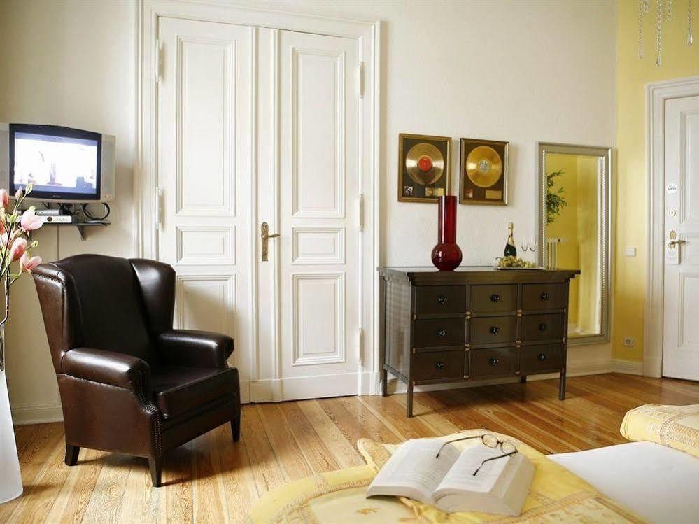 Stars Guesthouse Berlin Bagian luar foto