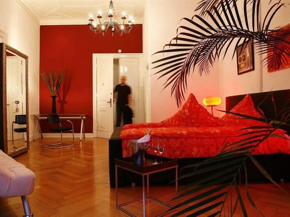 Stars Guesthouse Berlin Bagian luar foto